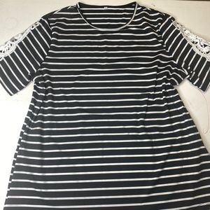 Black and white open lace sleeve shirt